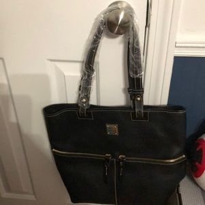 NWT: Dooney & Burke Convertible Shopper Purse